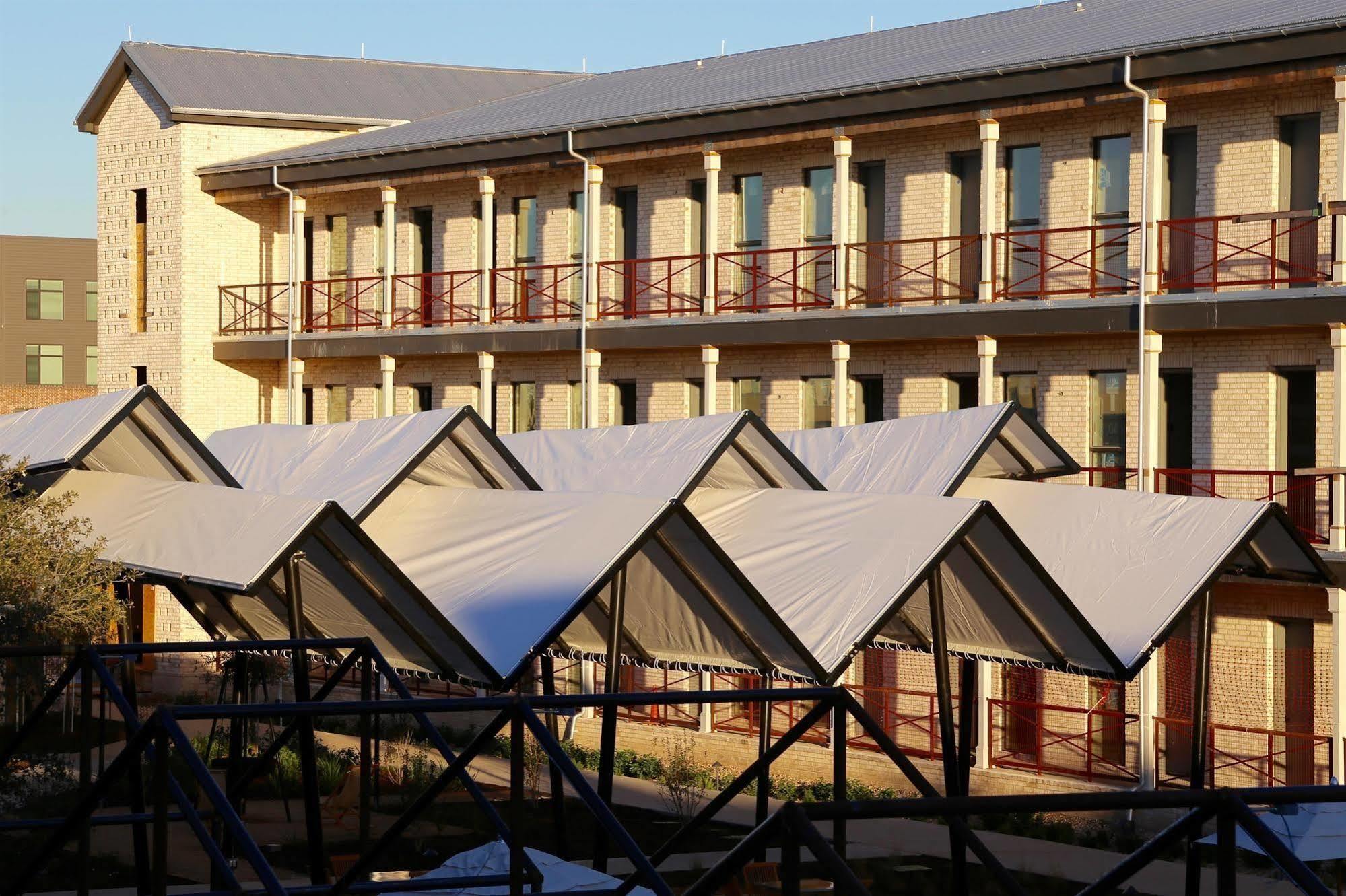 Cavalry Court, By Valencia Hotel Collection College Station Dış mekan fotoğraf